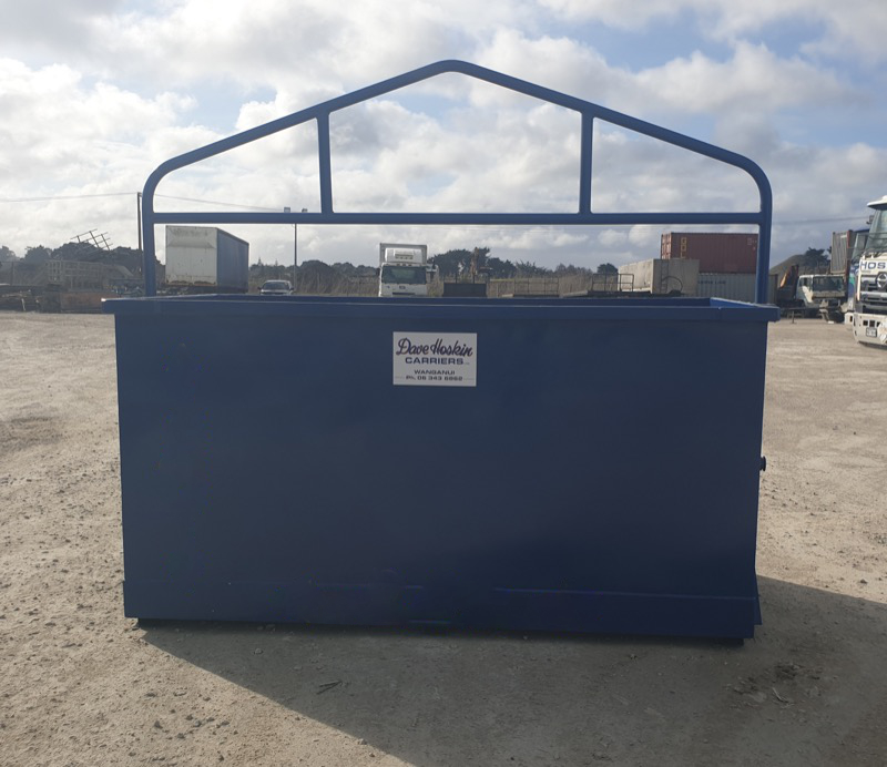 8x4 skip bin (4 cubic metres)